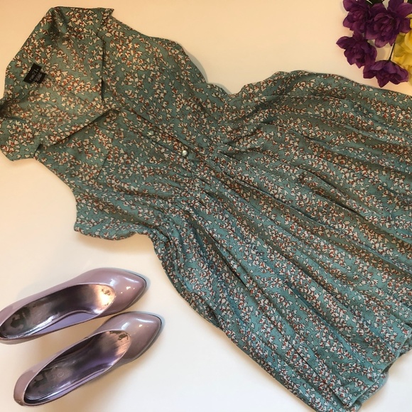 Rue21 Dresses & Skirts - Green Floral "Tea Party" Rue 21 Midi Dress